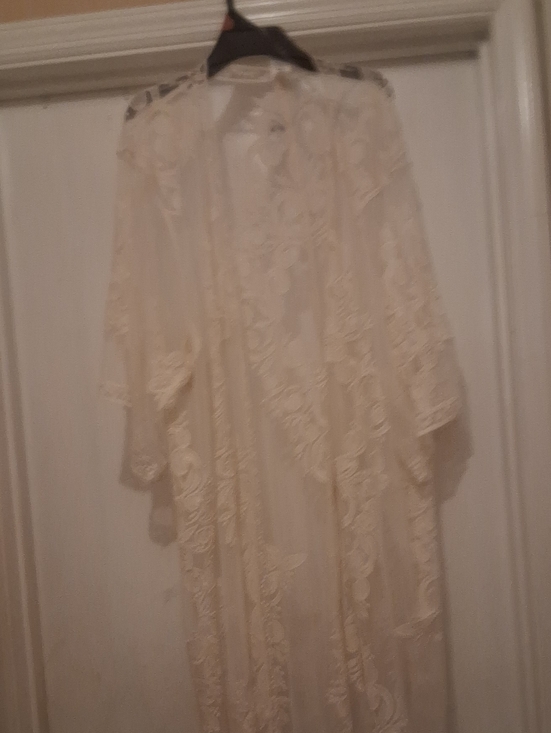 Time and Tru Other - Sheer Lace Kimono  Cream - Lightweight .can be worn as a jacket or cover up